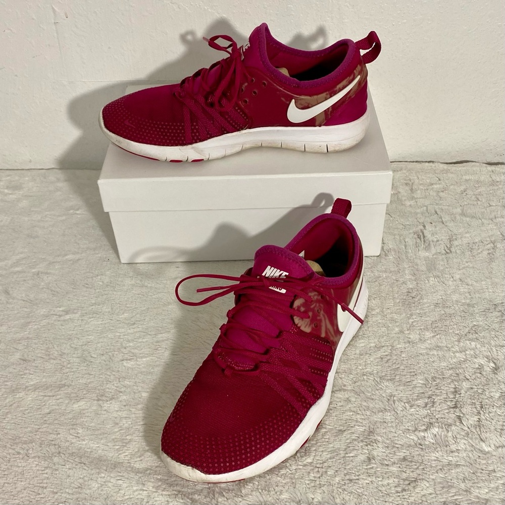 Nike Free TR 7 Sport Fuchsia Training Running Shoes Women’s Size 8